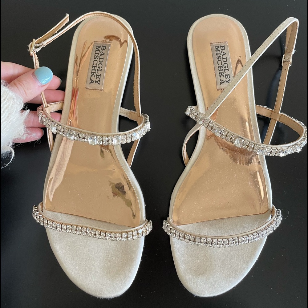Flat Sandals - Perfect for Brides!